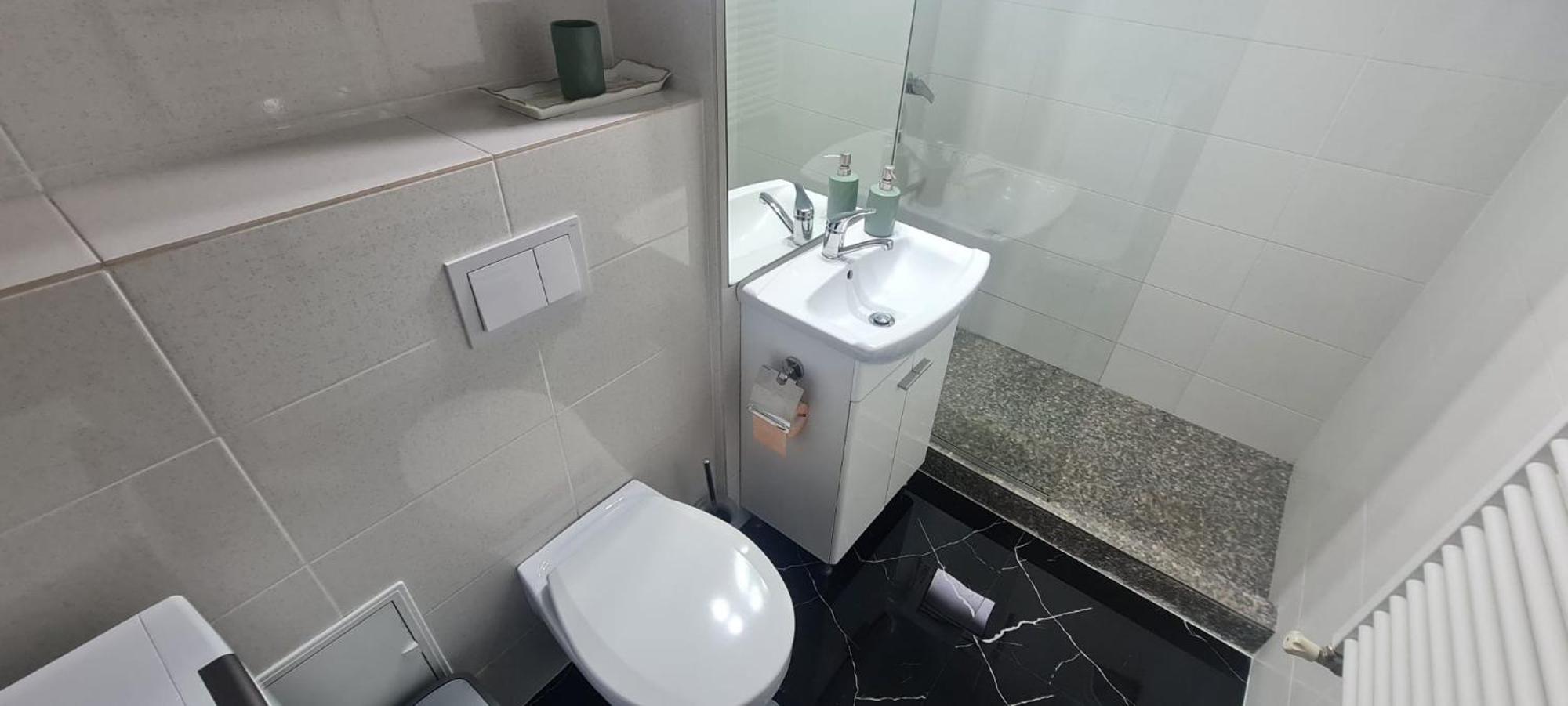 La Bloc Apartment Arad Eksteriør billede